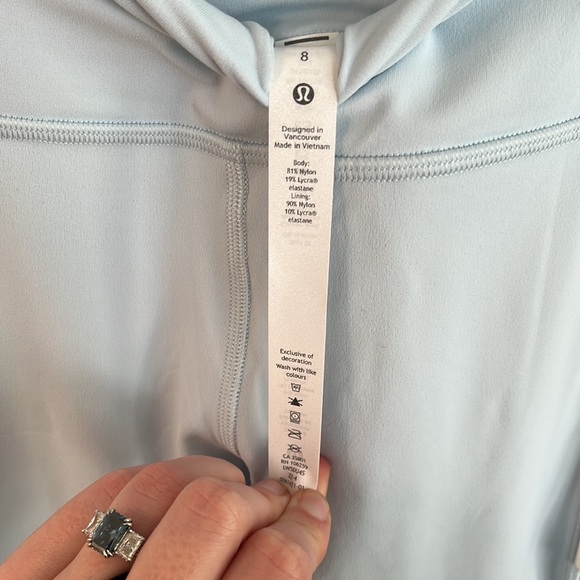 Lululemon Align Pant 25” with Pockets - size 8 - Picture 4 of 6